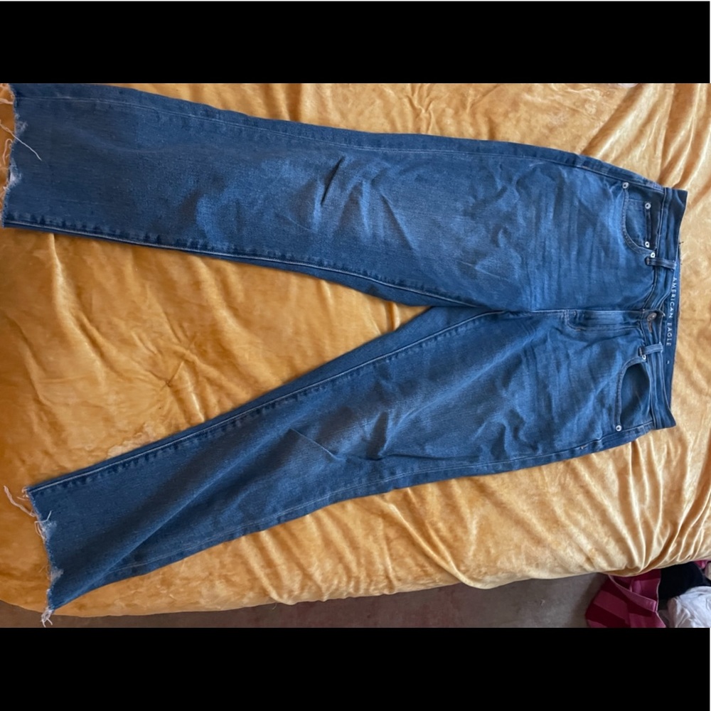 american eagle mom jeans